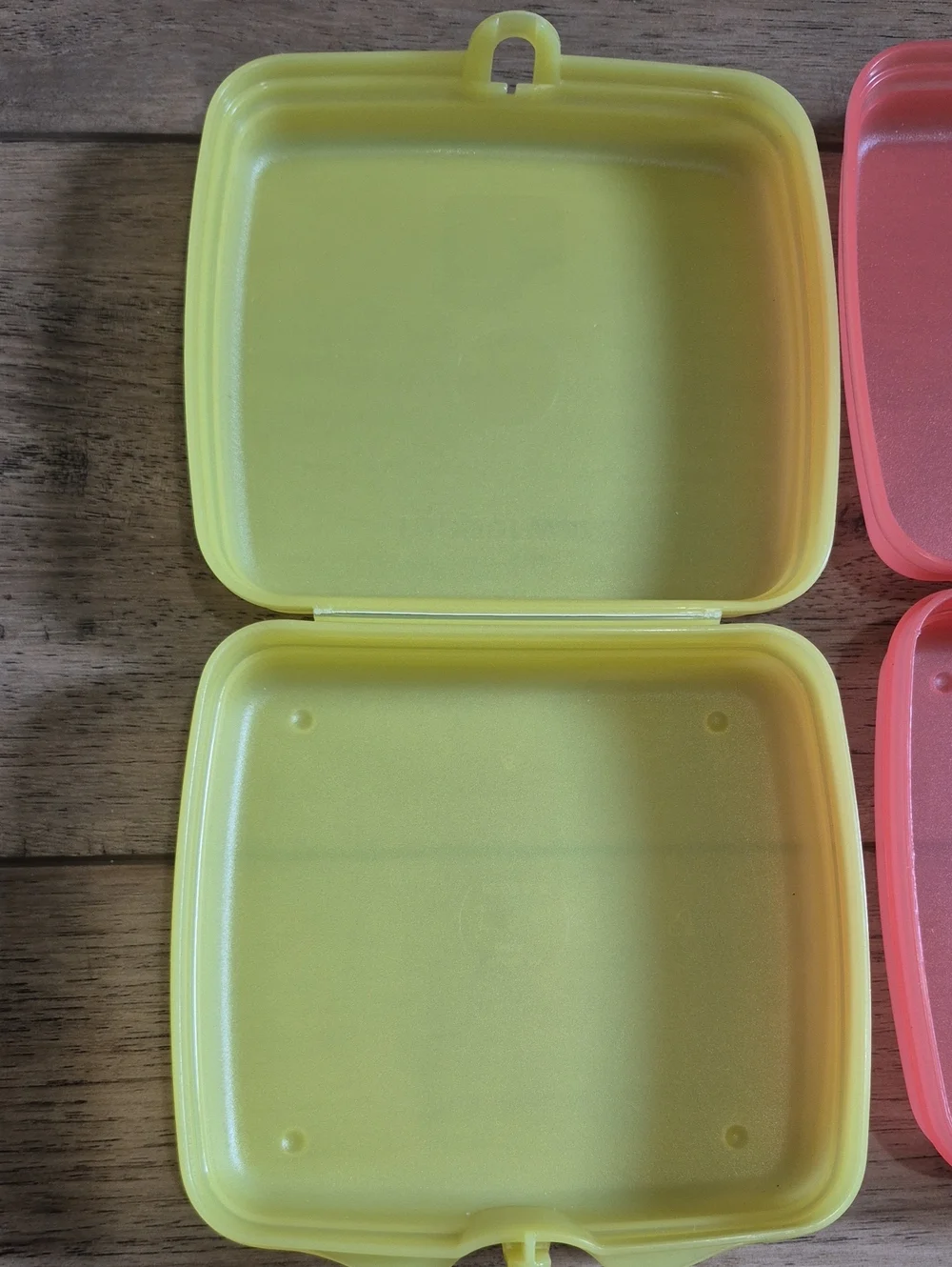Tupperware Set Of 2 Sandwich Keeper. New.